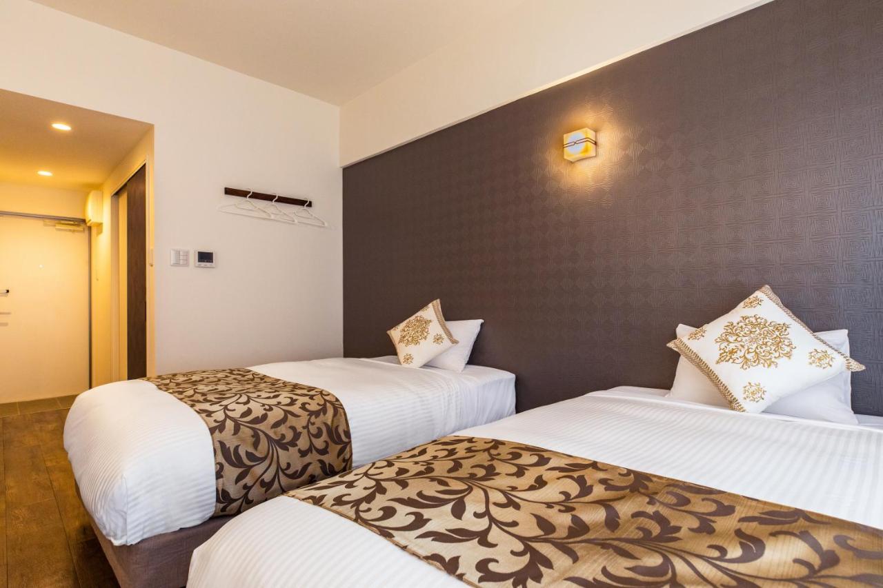 Mr.Kinjo In Naminoue Lejlighedshotel Naha Eksteriør billede